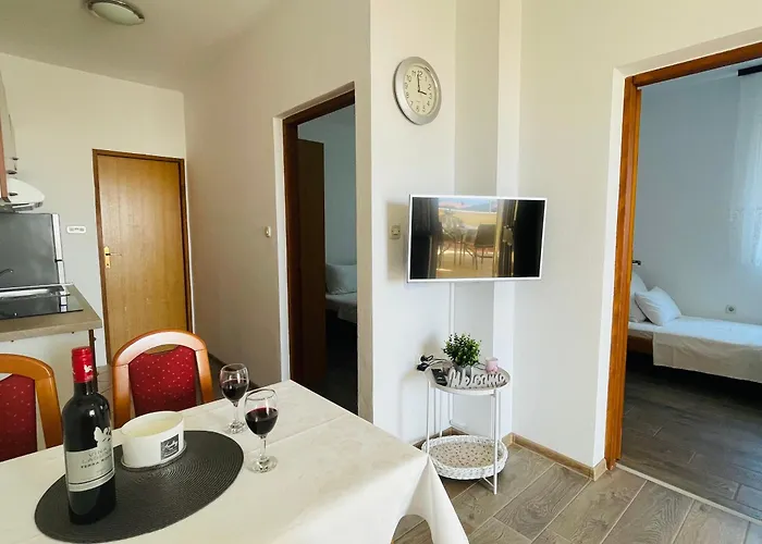 شقة Mare Domus, ماندري