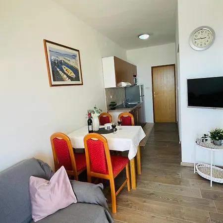 Mare Domus, Apartment