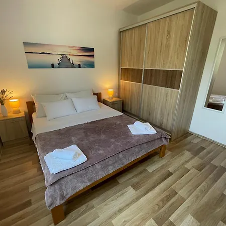 Mare Domus, Apartment *